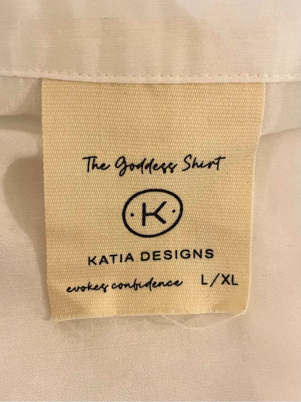 BNIB Katia Designs Goddess Blouse White L/XL - Picture 15 of 16